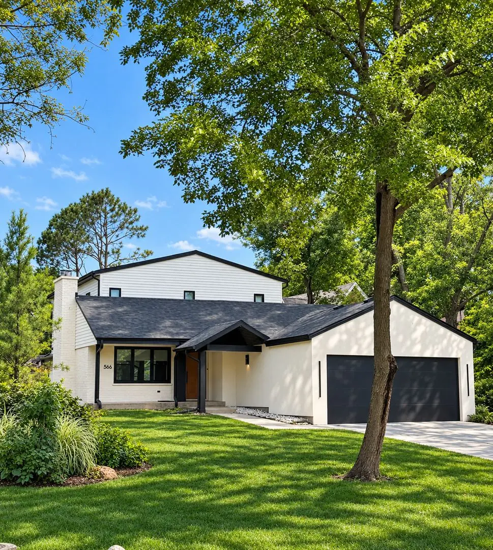 566 Earl Drive