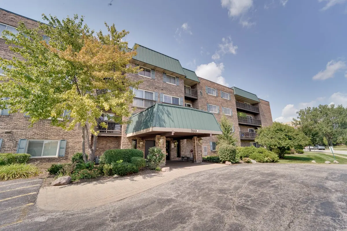 700 PERRIE Drive