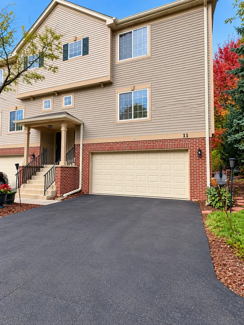 11 Monarch Drive
