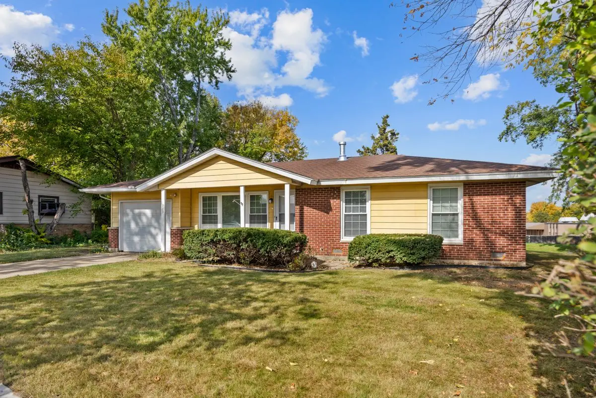 913 Ridge Court