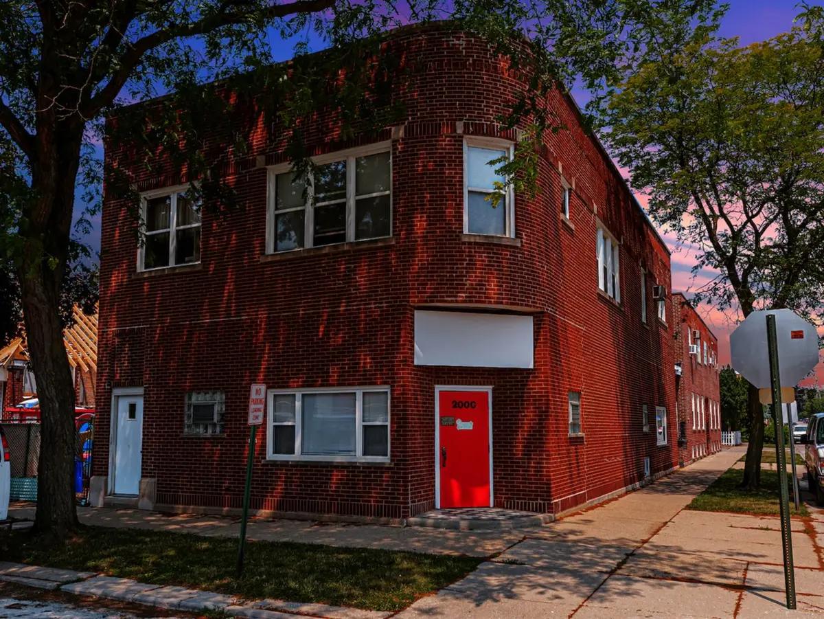 2000 York Street