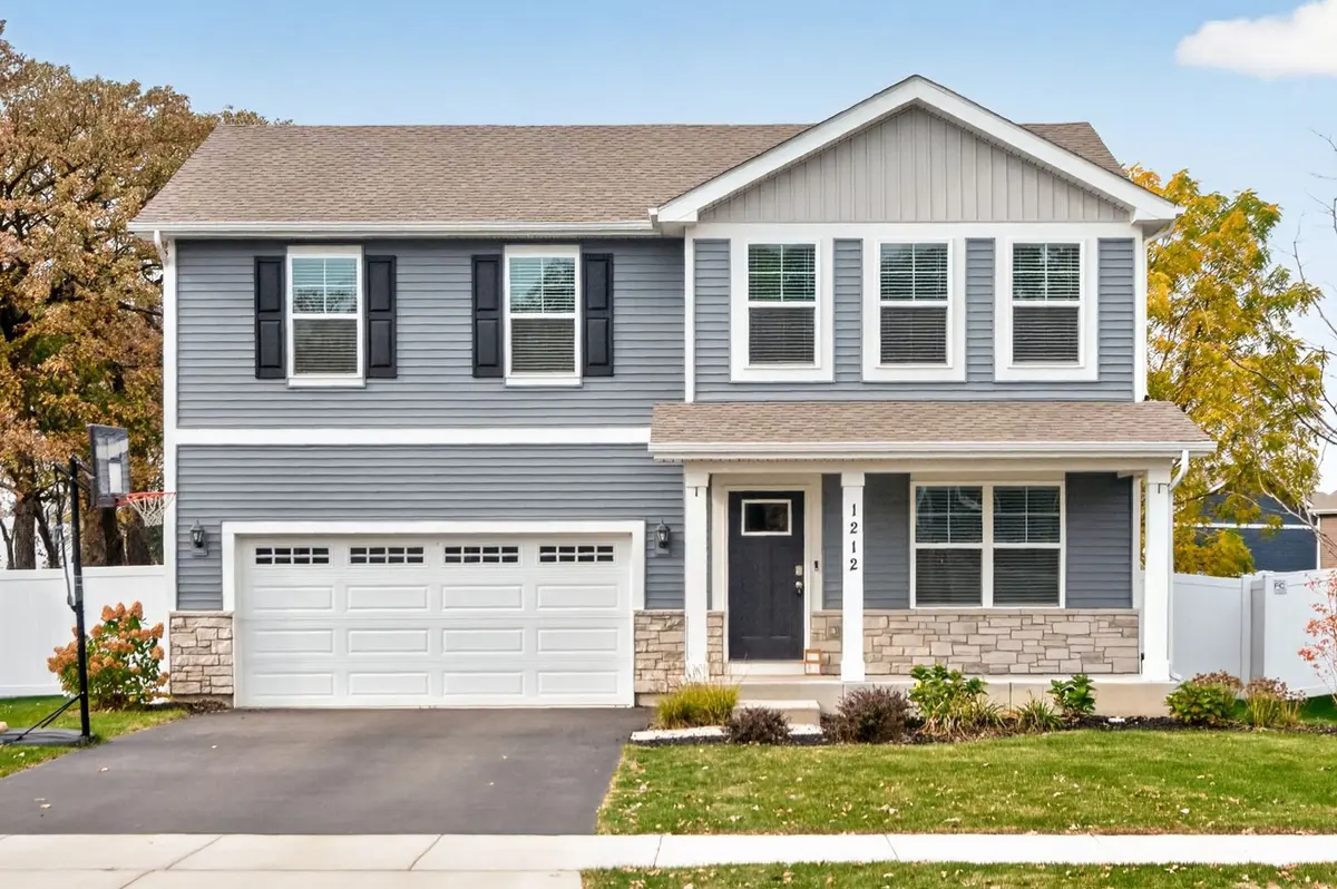 1212 Inkberry Lane