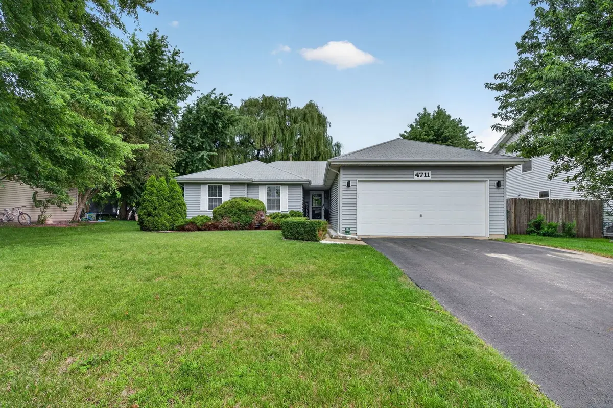 4711 Blue Jay Lane