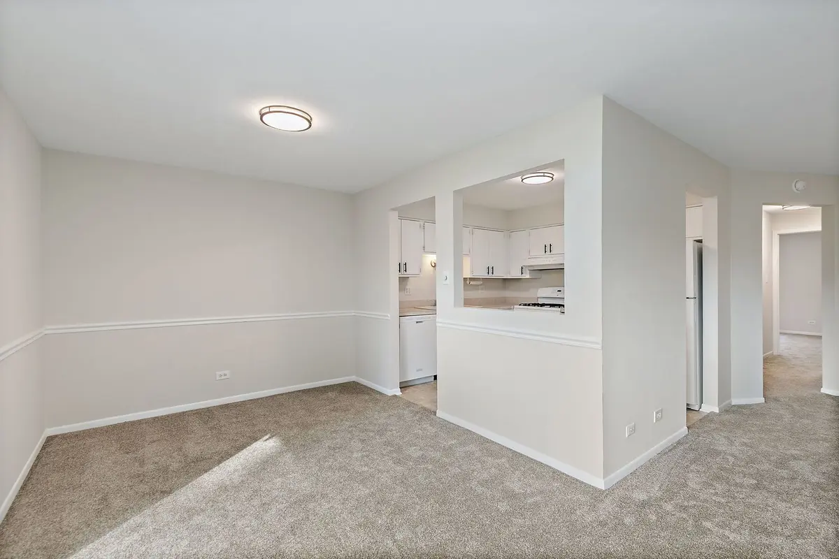 1624 Salisbury Court