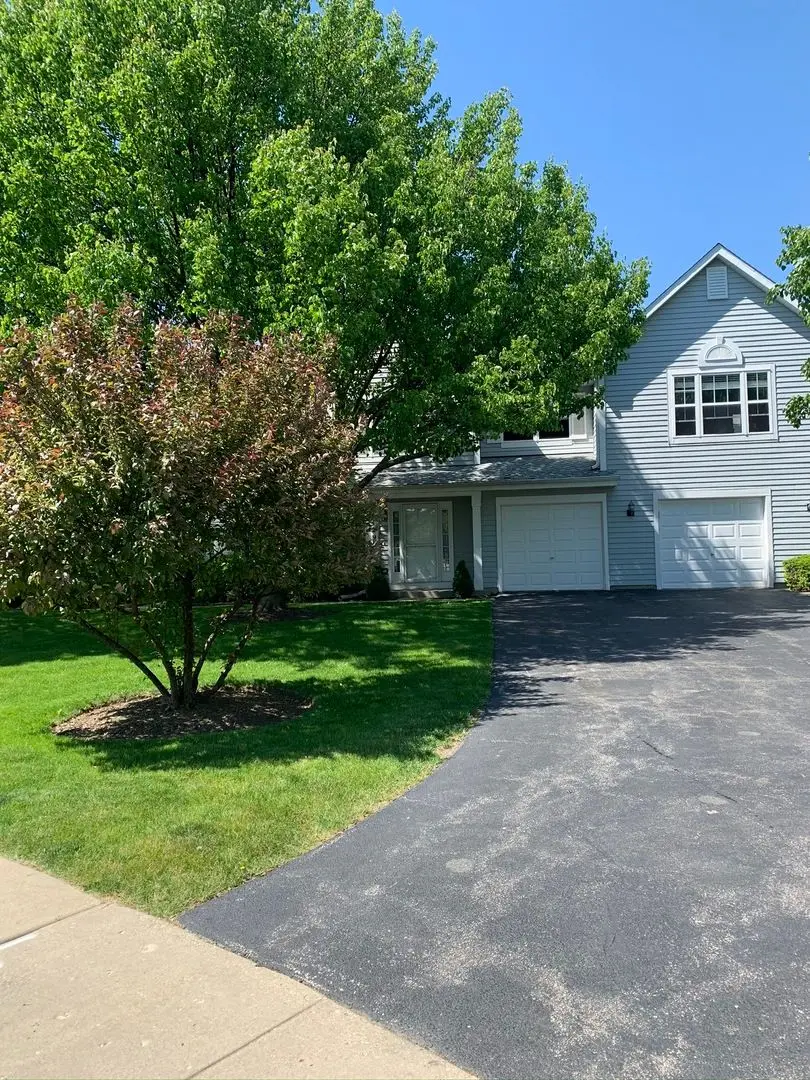 1129 ORLEANS Drive