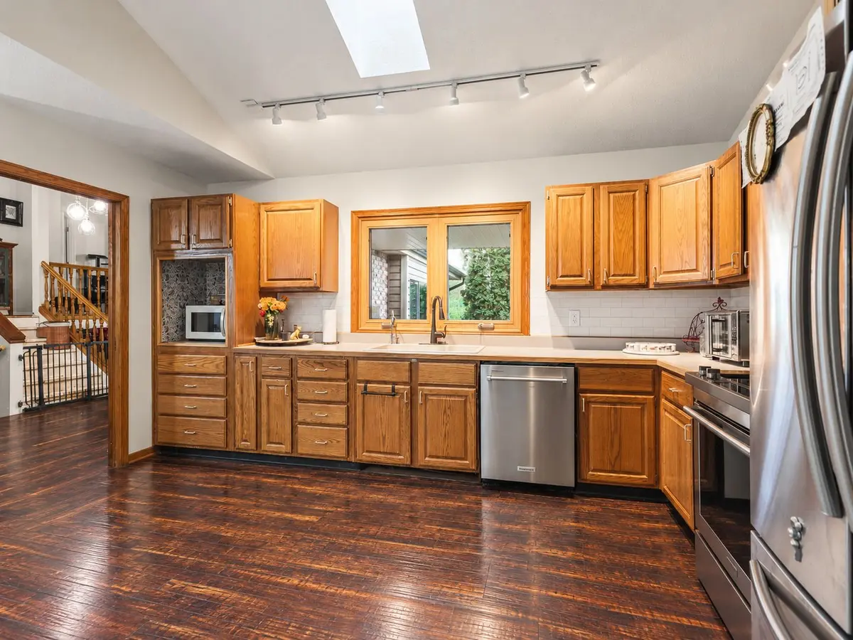 12609 Thistle Ridge Close