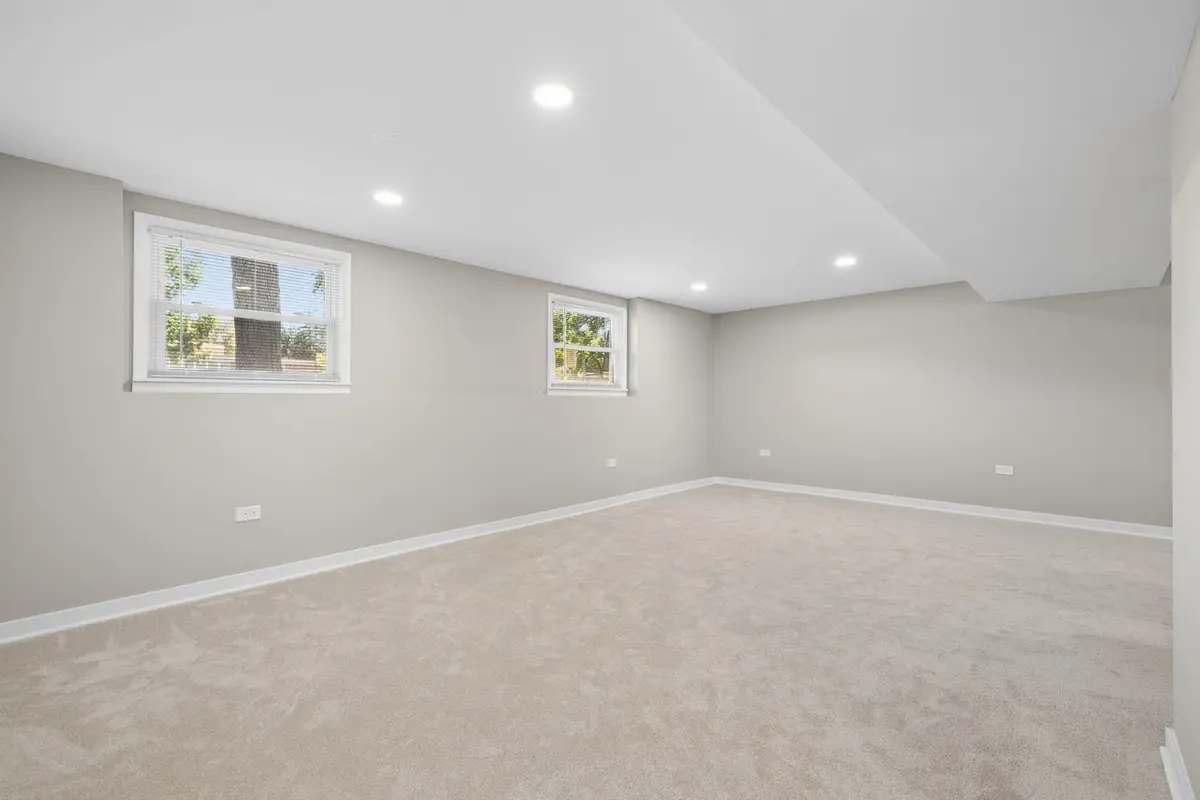63 Elmwood Drive