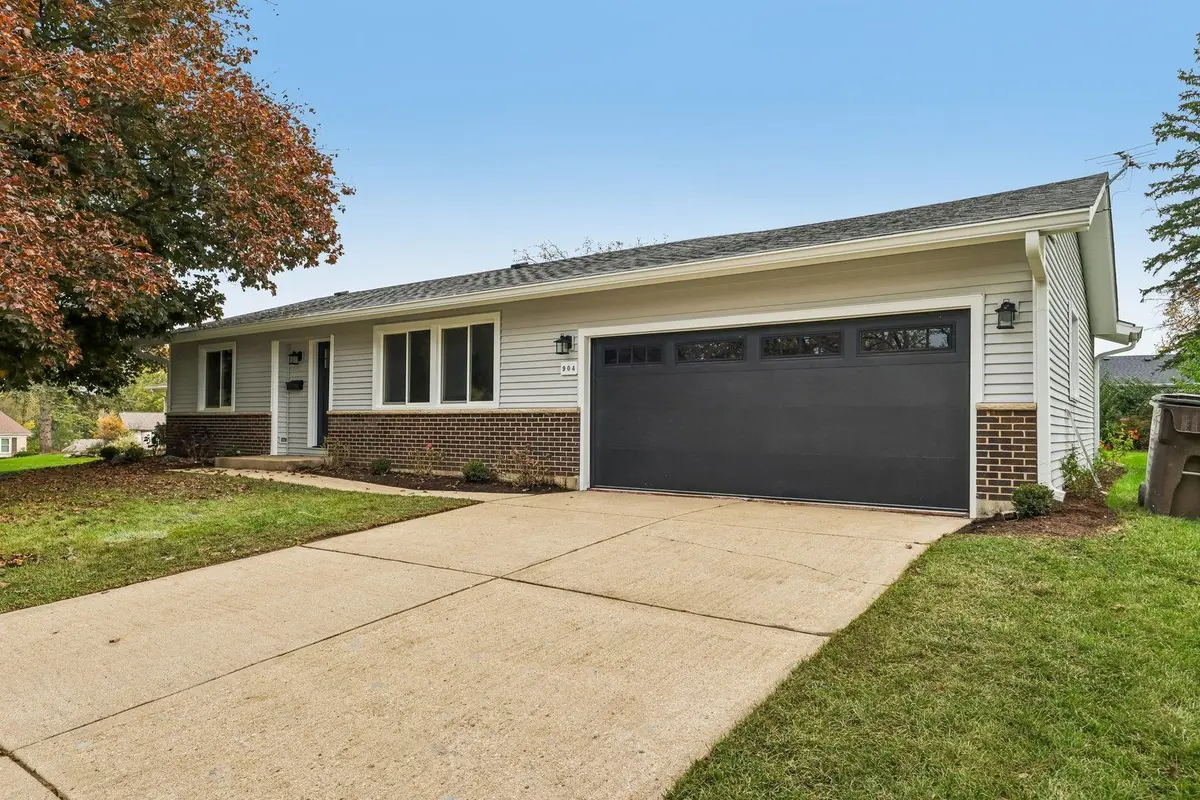 904 Melrose Court