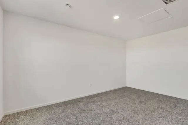2700 Arrowhead Drive
