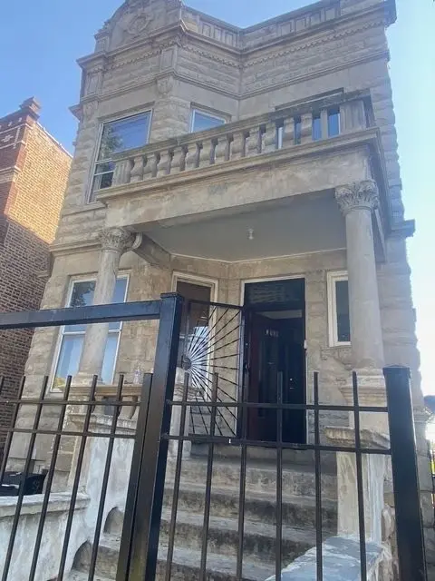 3903 W Monroe Street