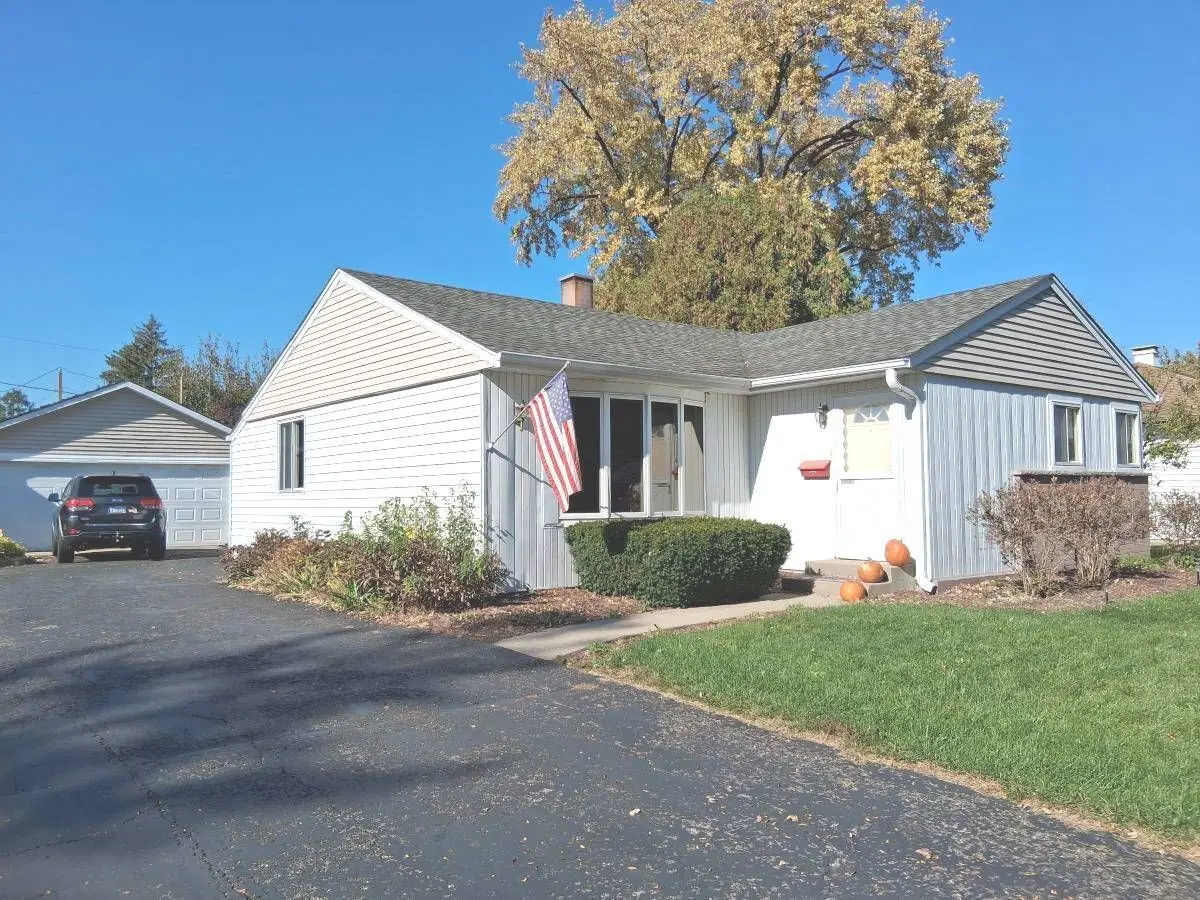 2311 Bluebird Lane