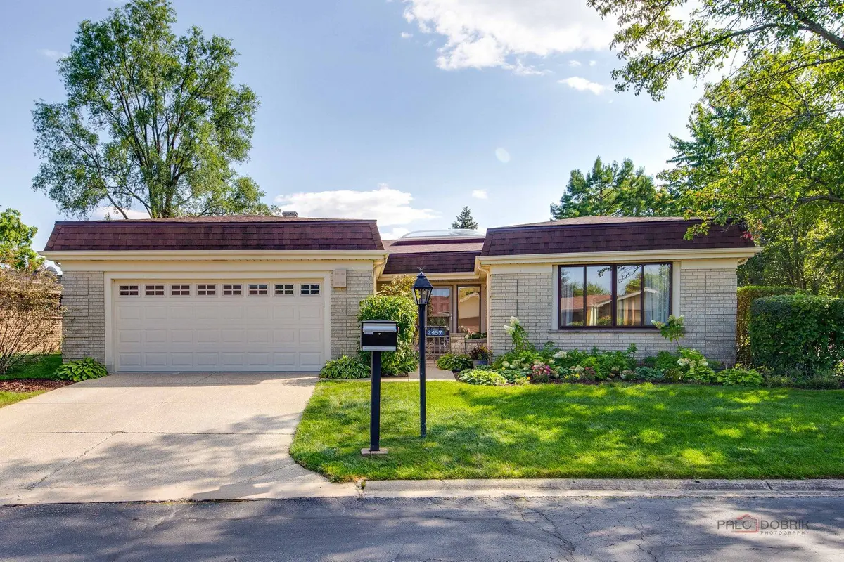 2457 Seville Circle