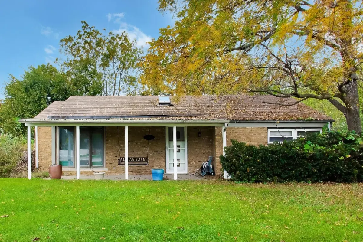 1752 Shermer Road