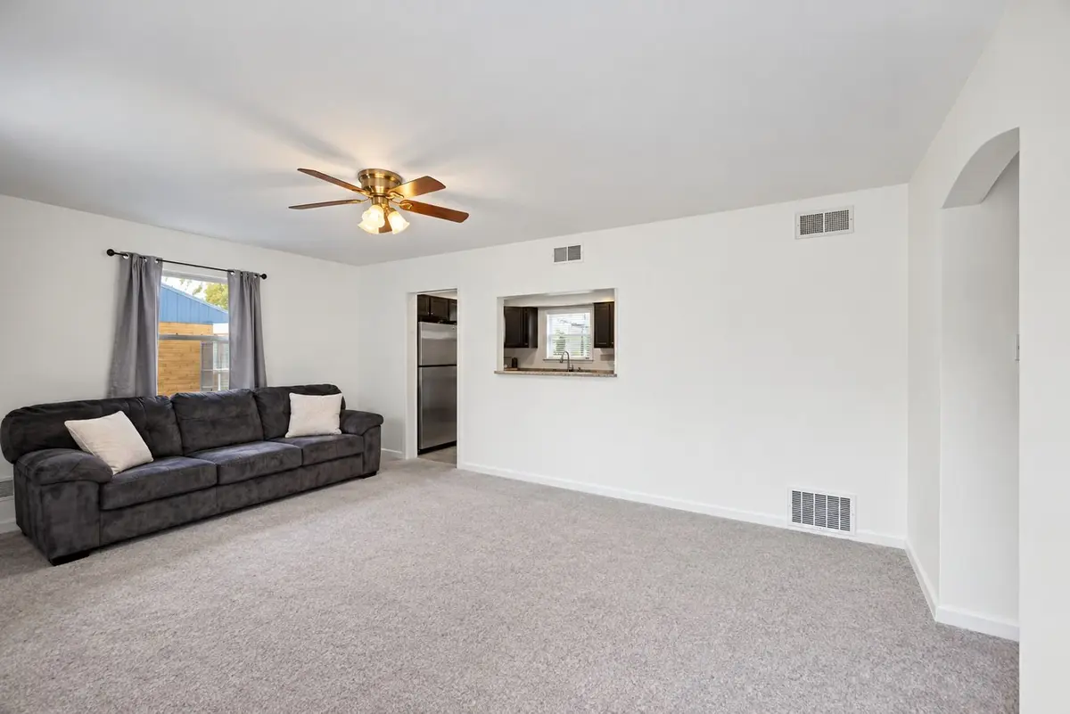 18627 Palmer Circle