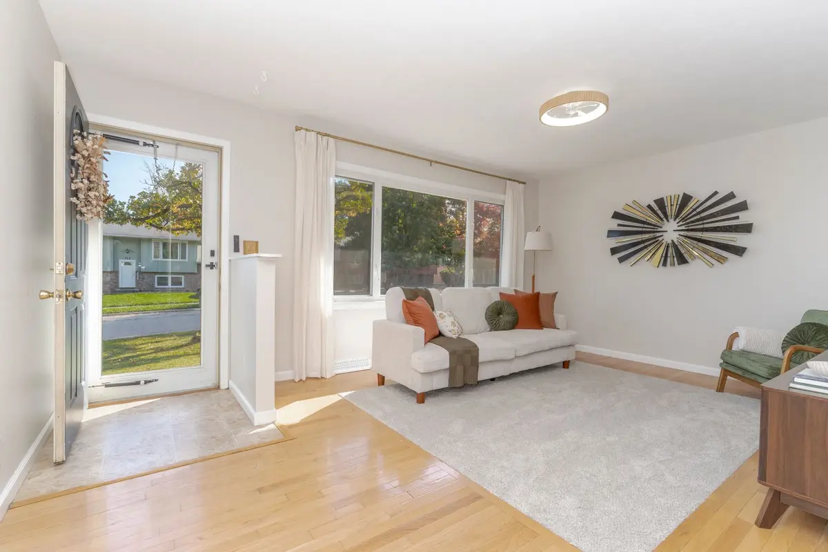 713 Lara Road
