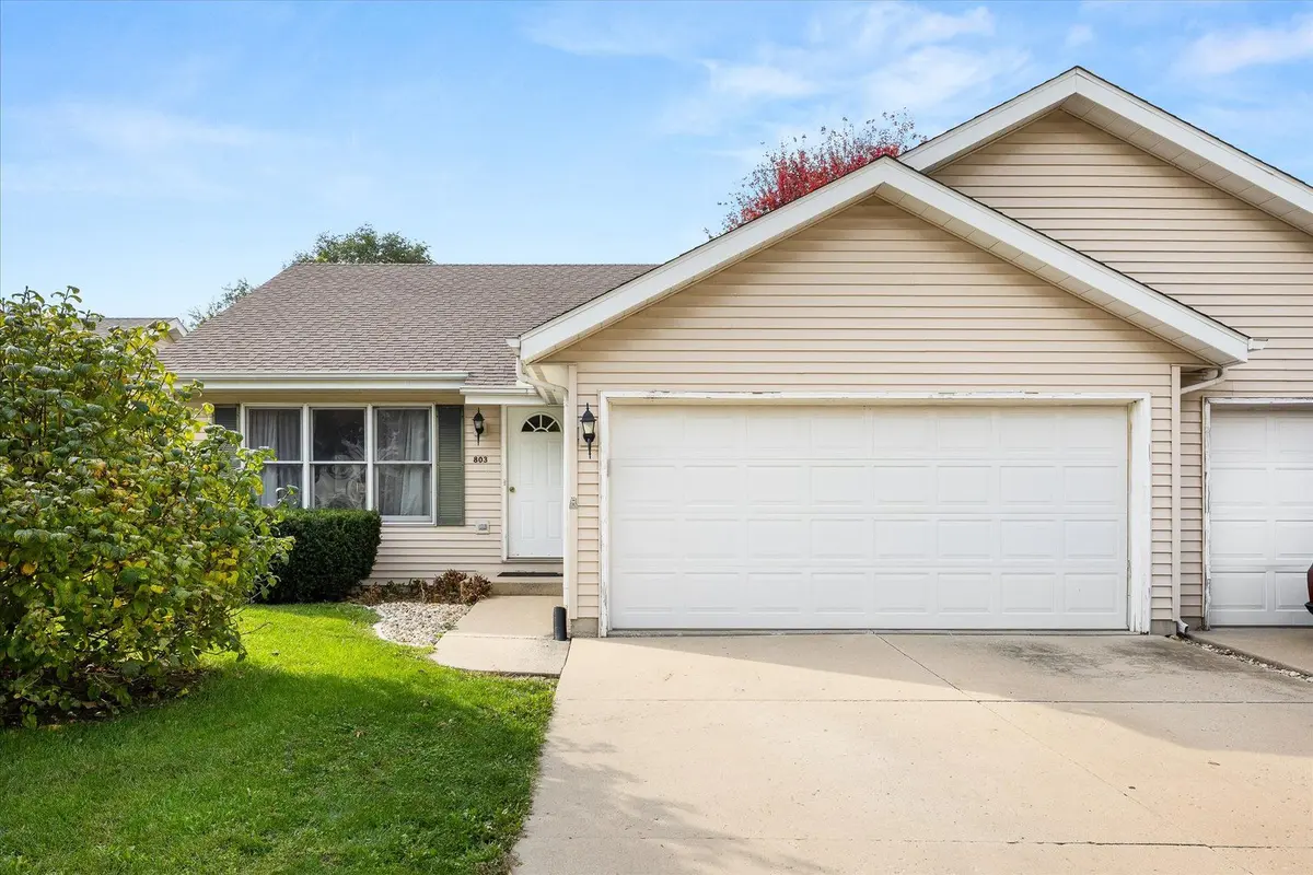 803 Ashbury Way