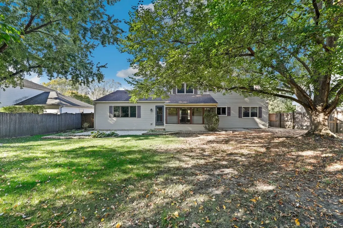 1860 Golf Drive