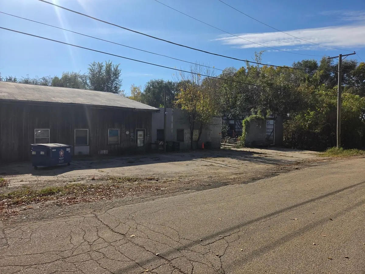 1607 W 3rd Street