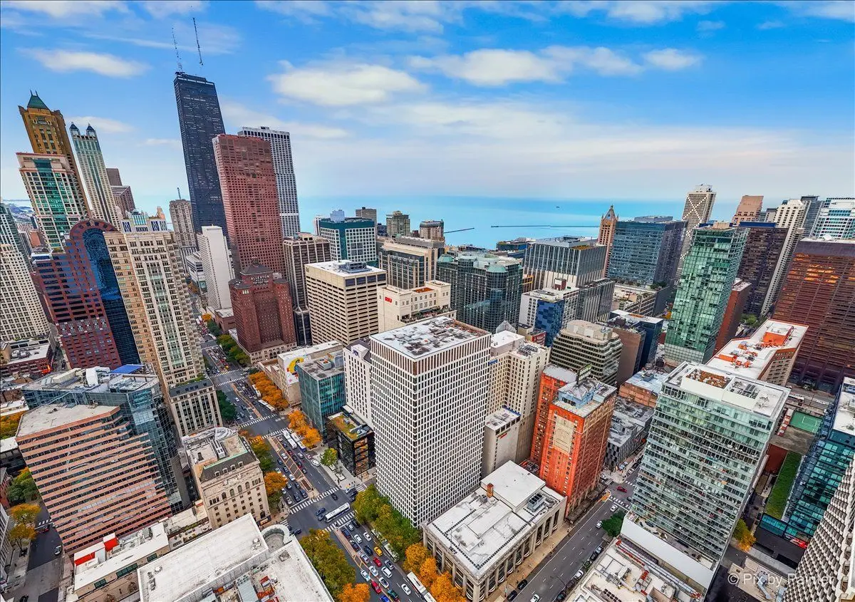 535 N Michigan Avenue