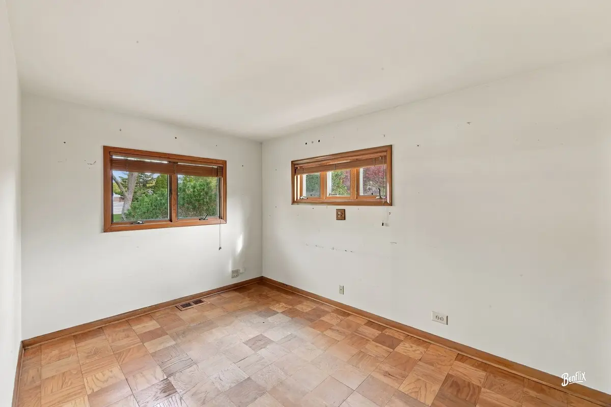 295 Anderson Terrace