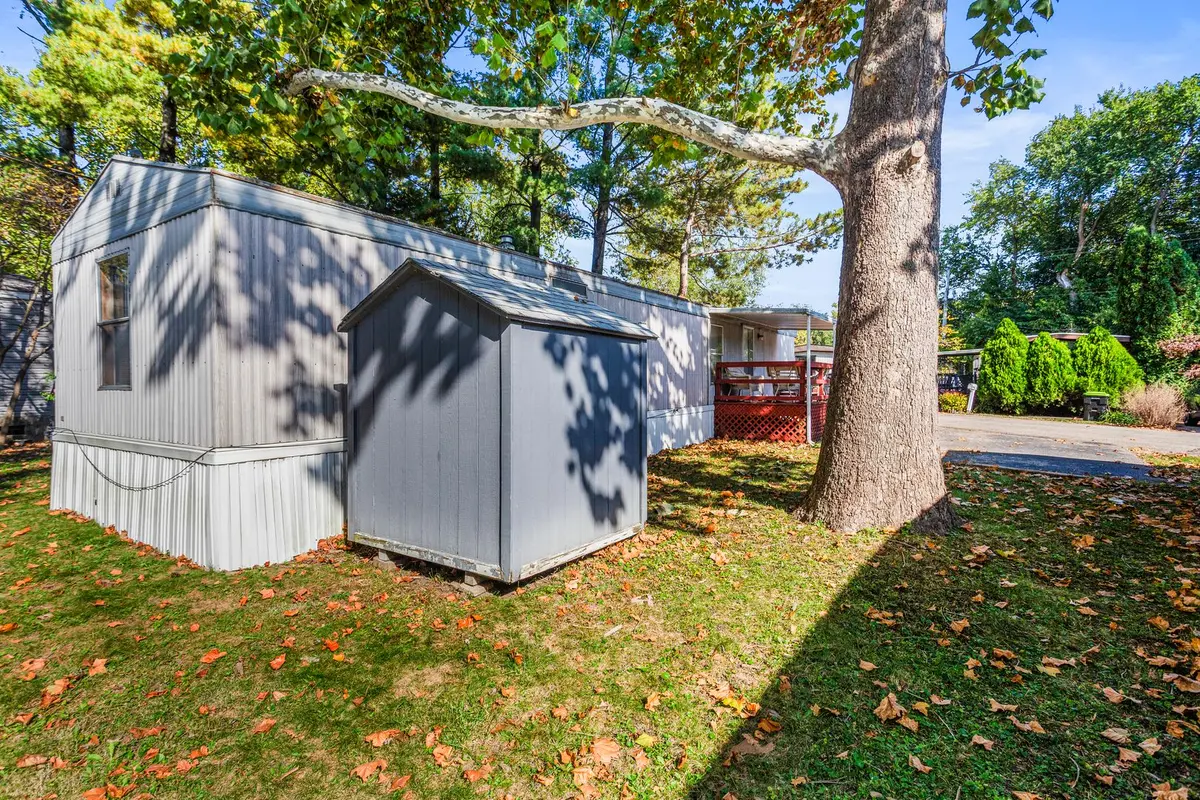 204 Dewey Street