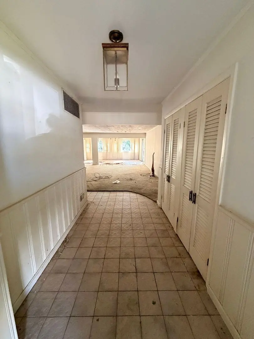 277 Rich Road