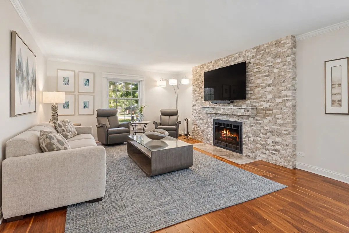 128 Carriage Way Drive