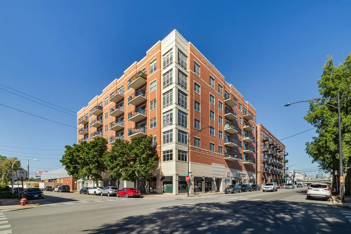 2322 S Canal Street