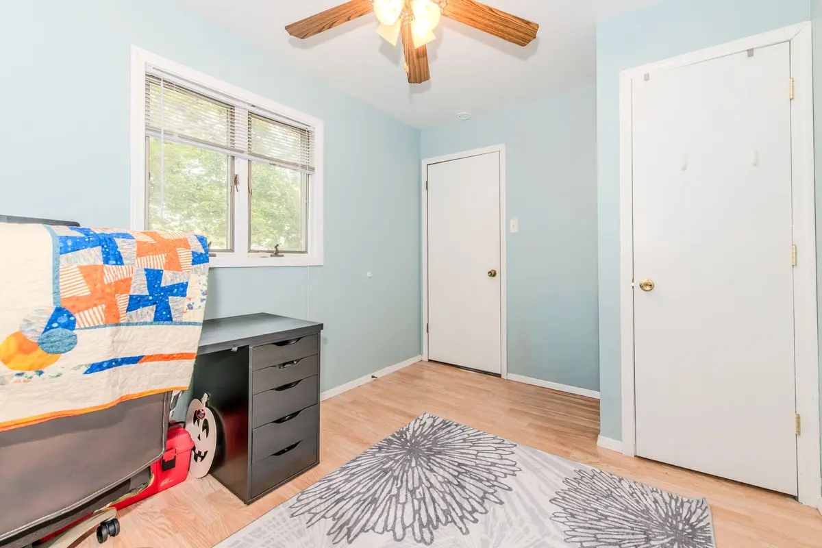 1022 Creve Coeur Street