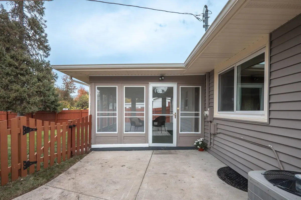 227 S Randall Road