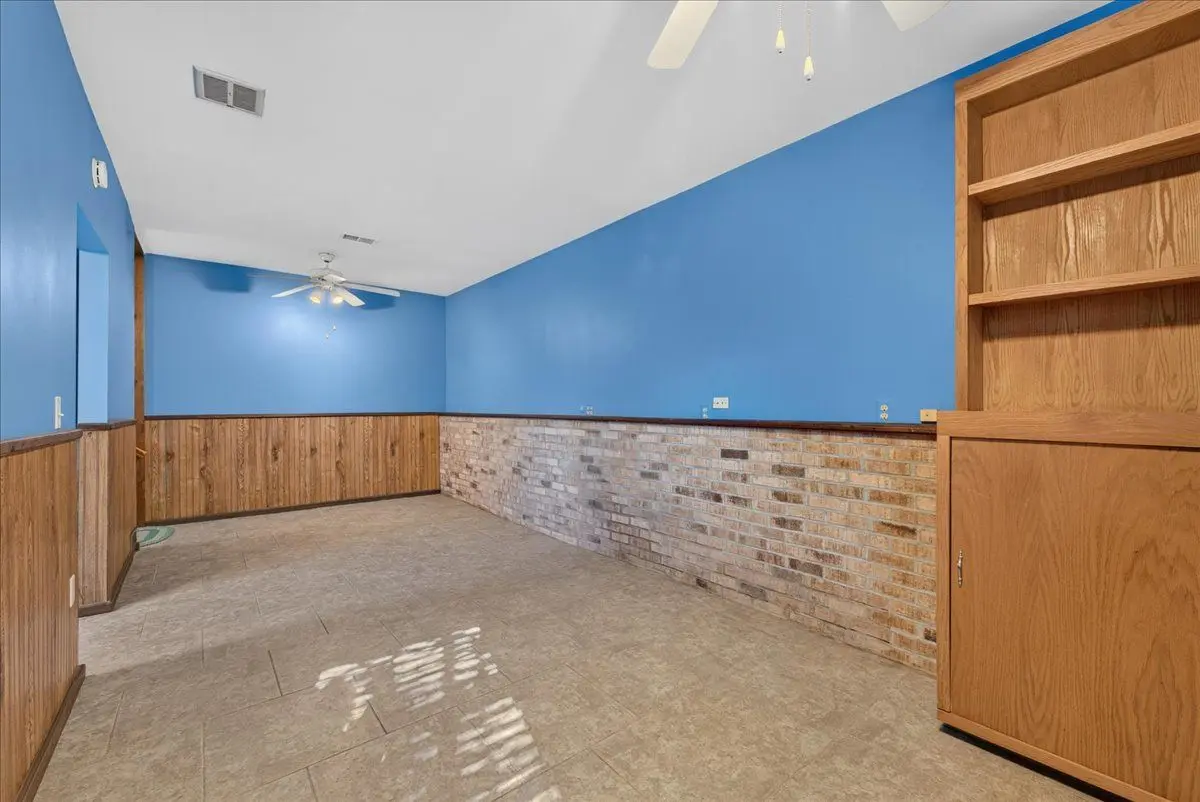 137 Saint Armand Lane