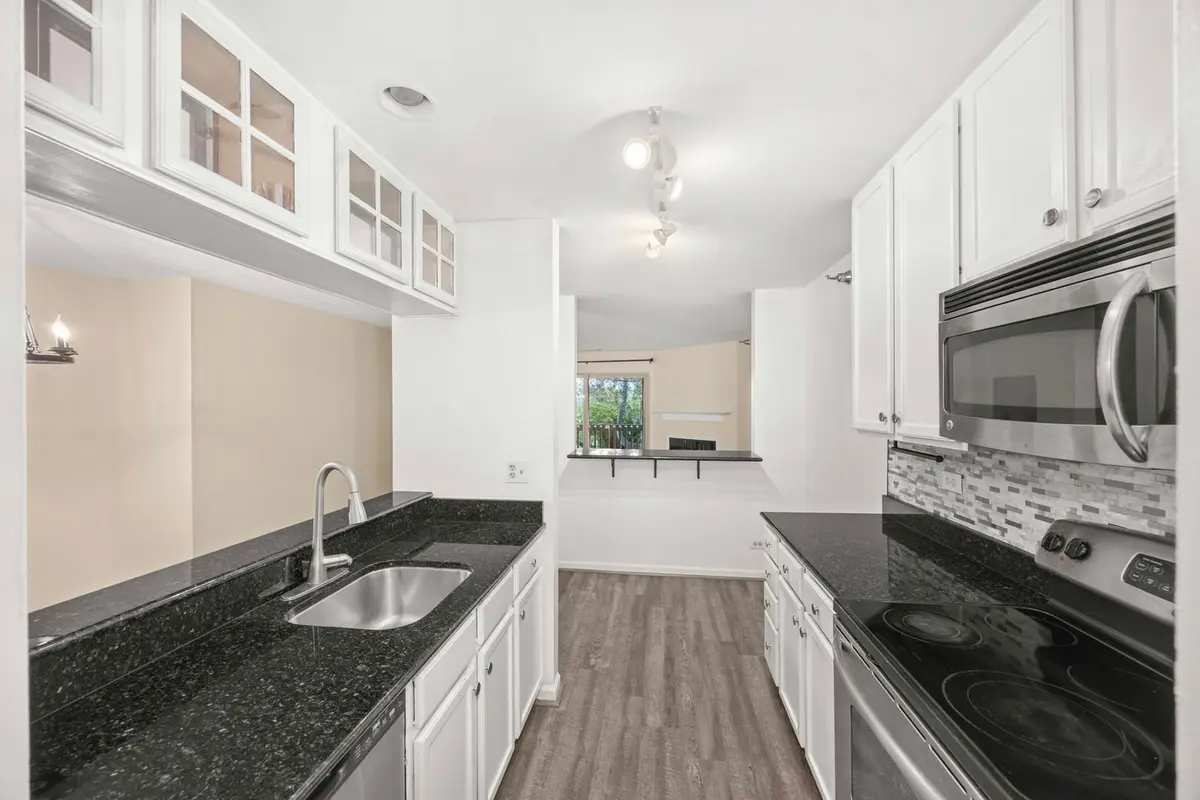 214 Glengarry Drive