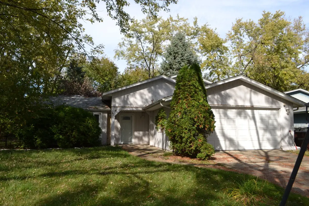 22632 LORRAINE Court