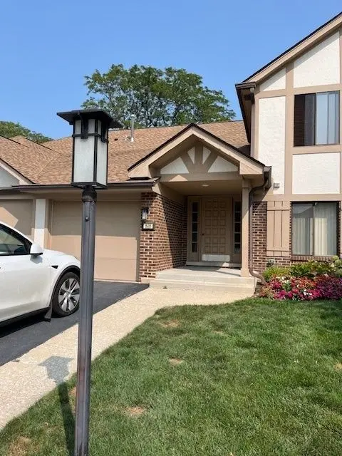 826 Thornton Court