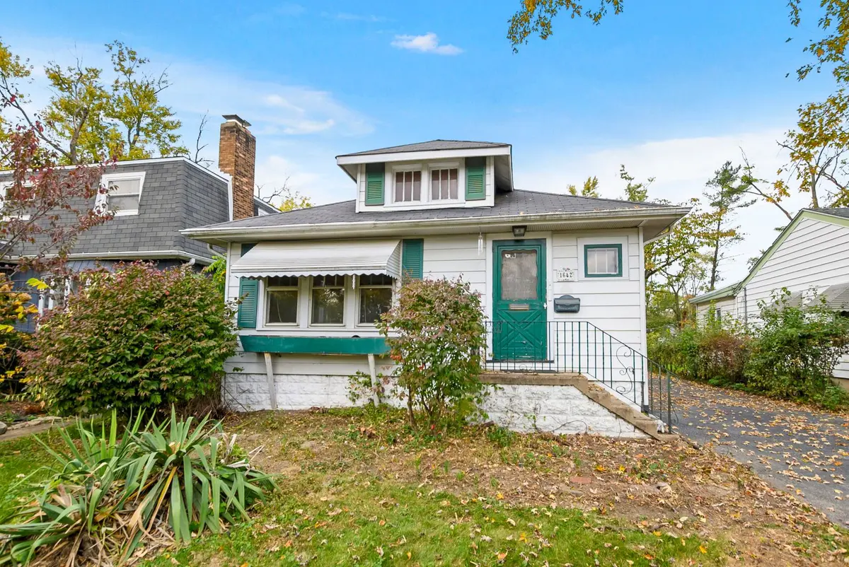1642 Pine Road