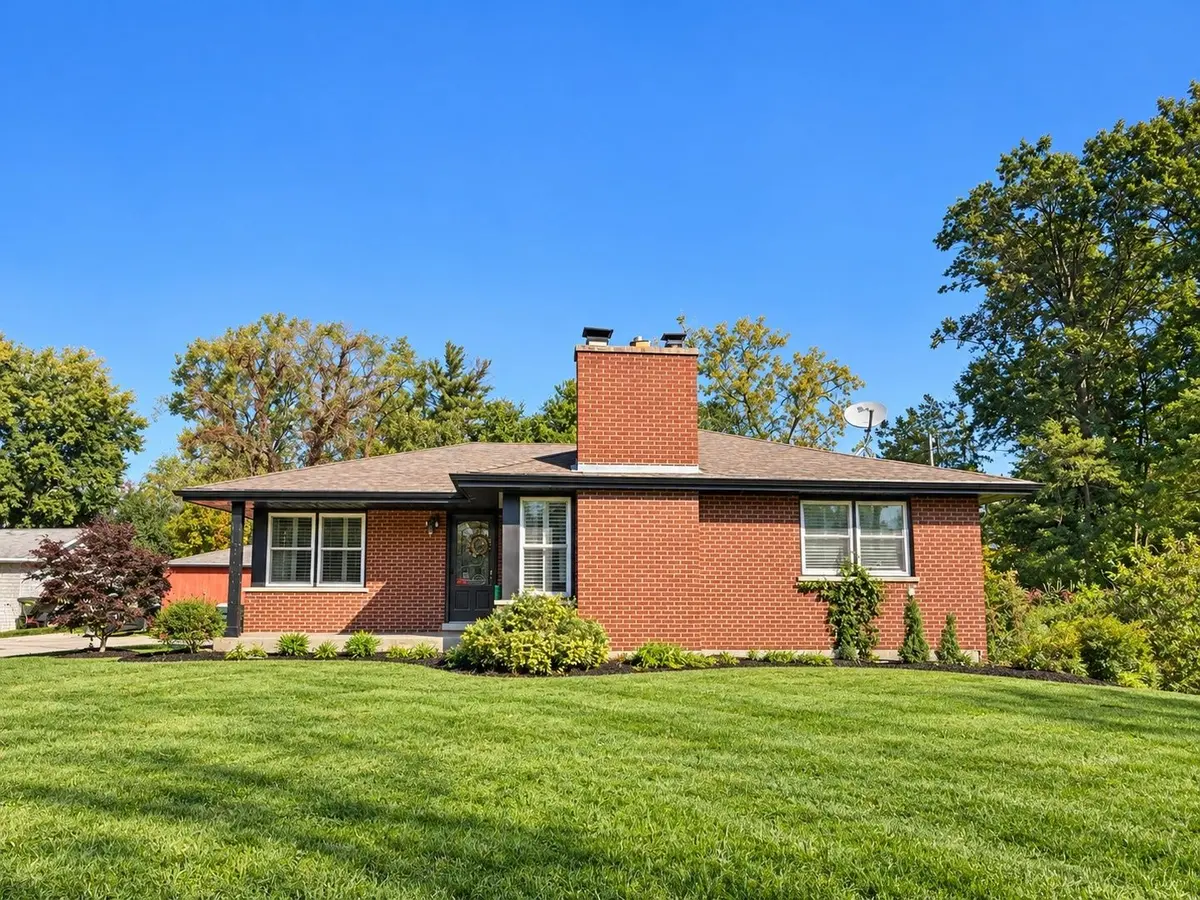 15W676 82nd Street