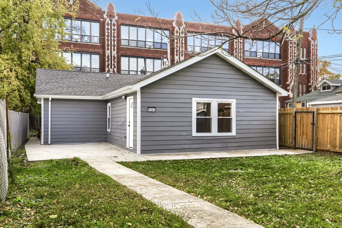 1243 W 98th Street