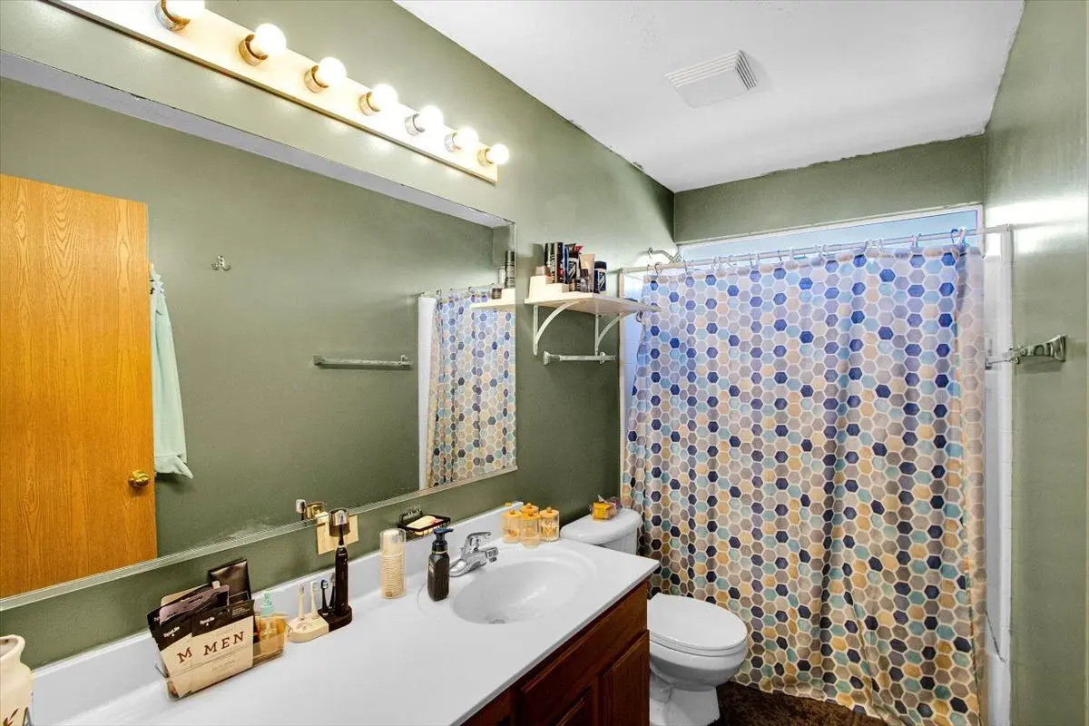 10601 Nantucket Lane