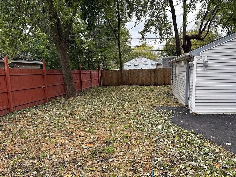 2426 Grape Street