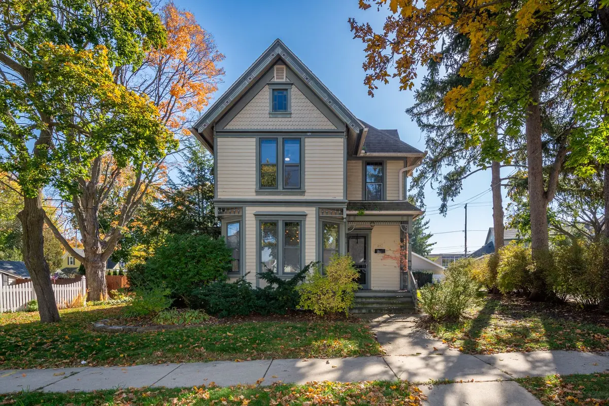 217 W Jefferson Street