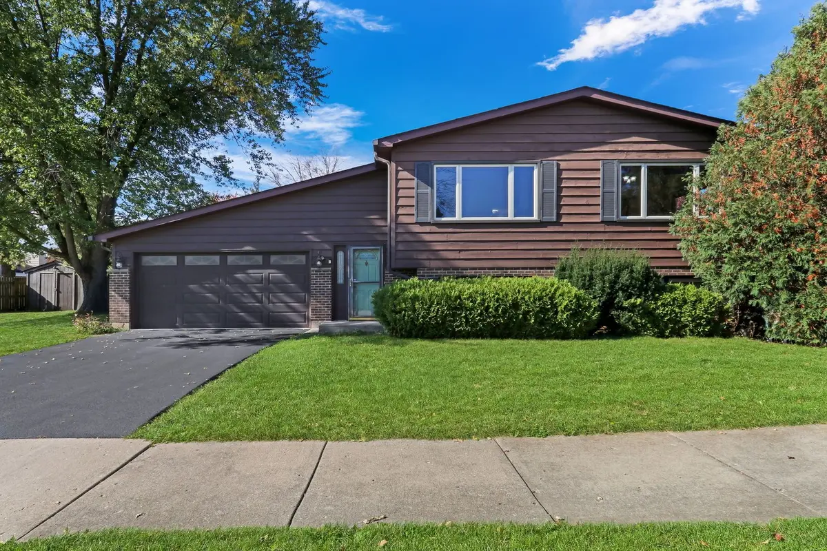3320 Burr Oak Drive