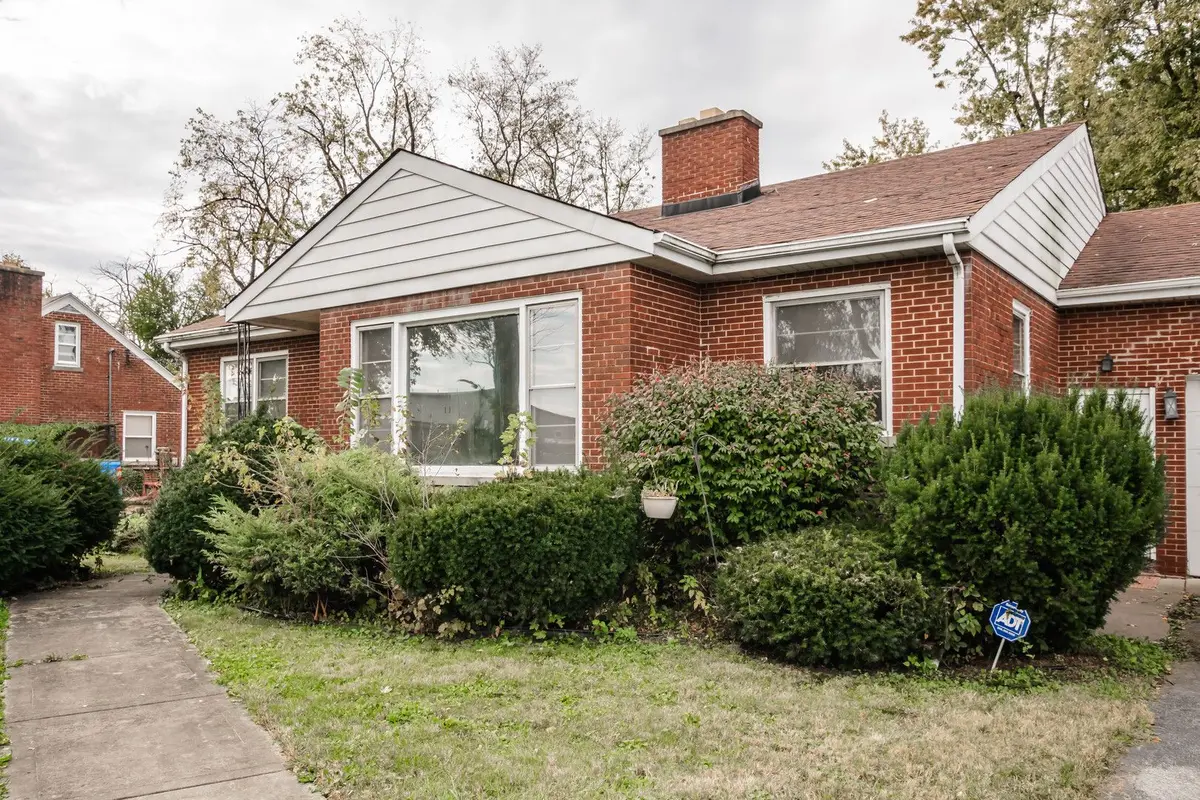 520 ASHLAND Avenue