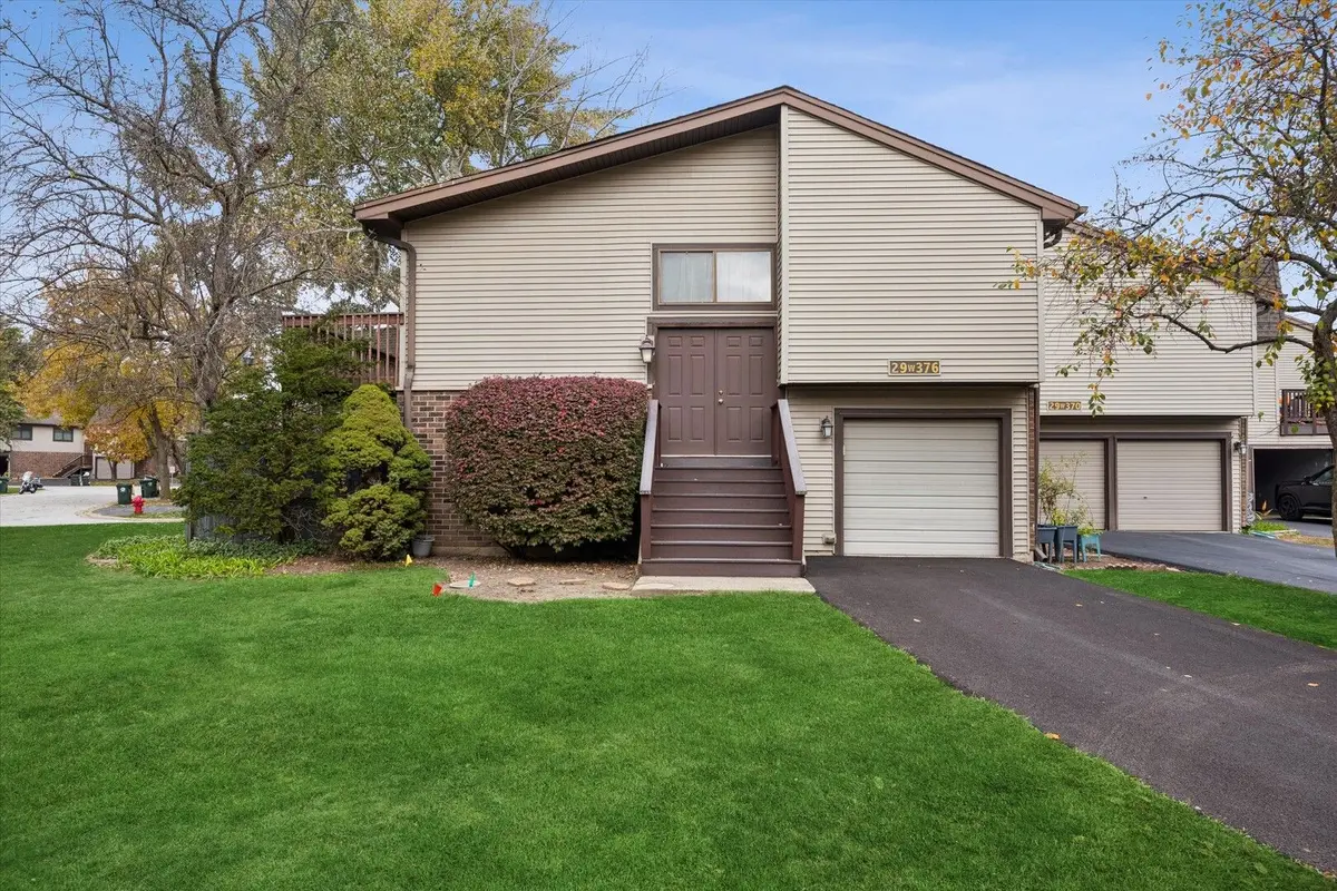 29W376 White Oak Drive