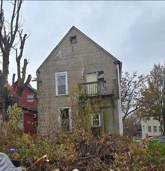 330 W 60th Place