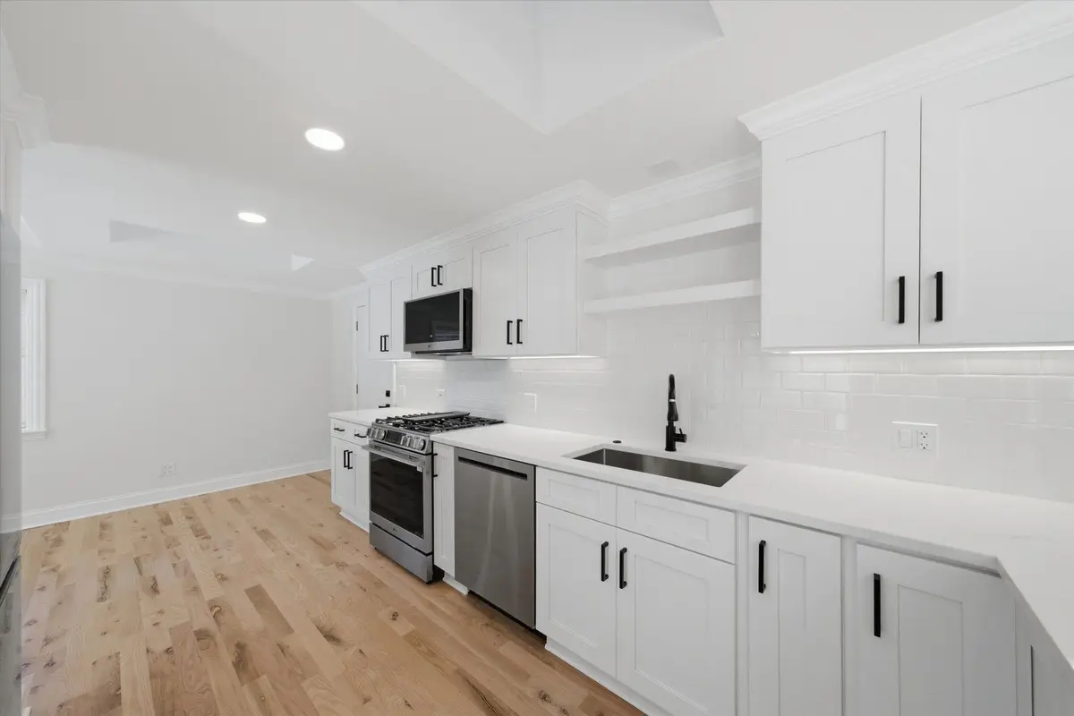 3309 Meadow Lane
