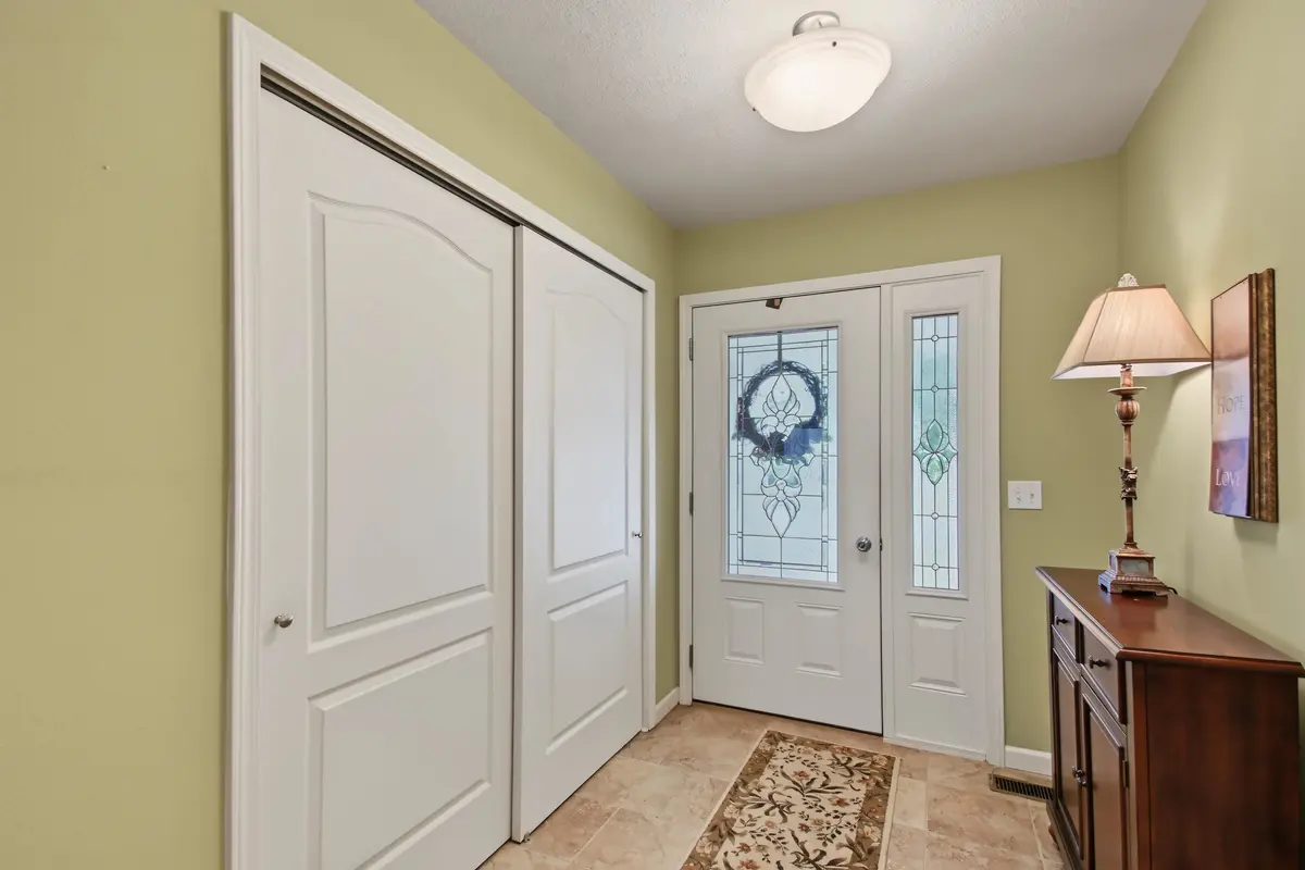 5009 Lake Ridge Drive