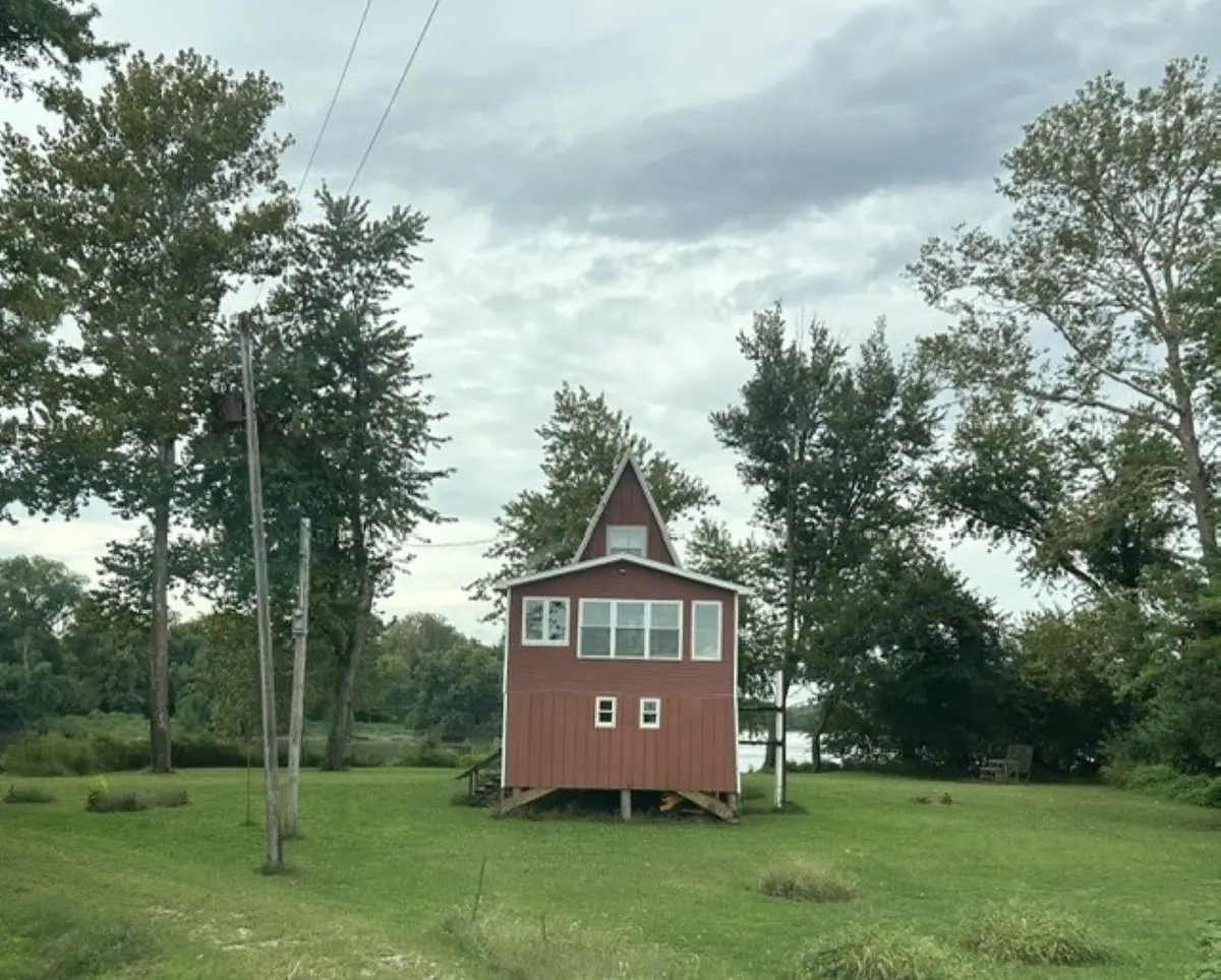 110 E County 150 Road