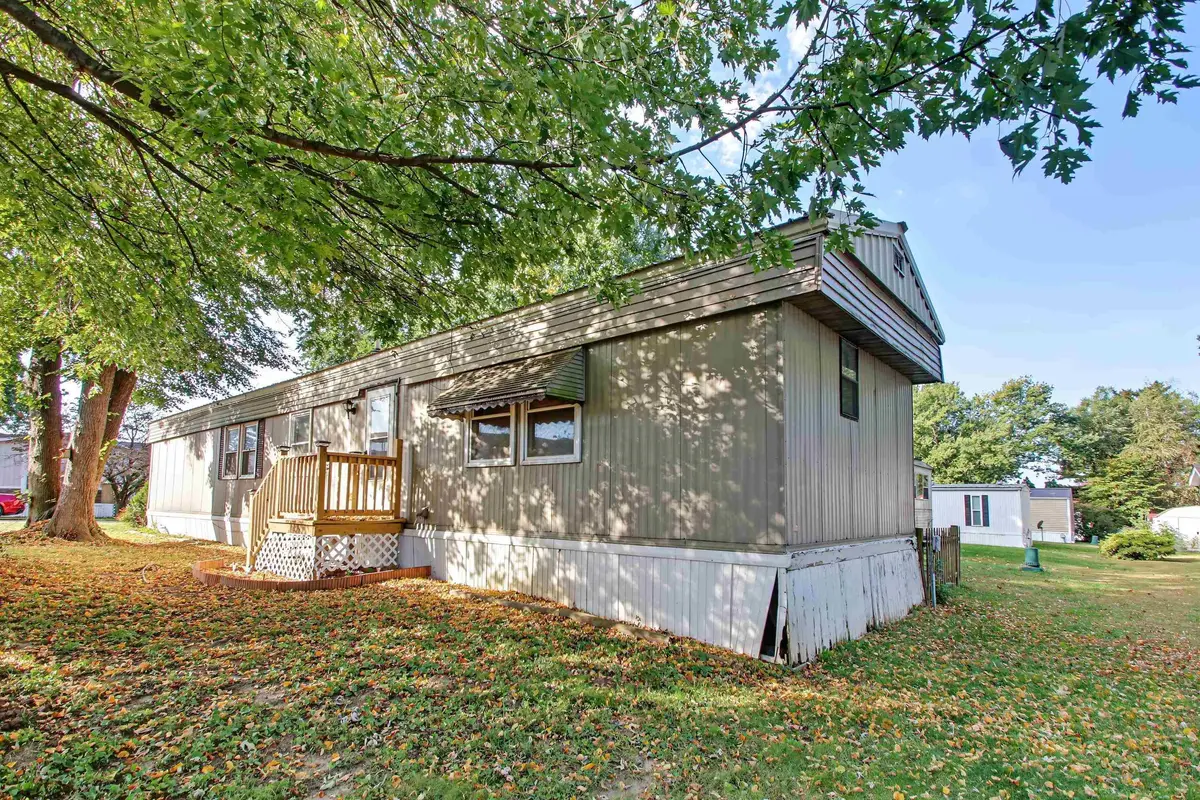 2205 Ennis Lane